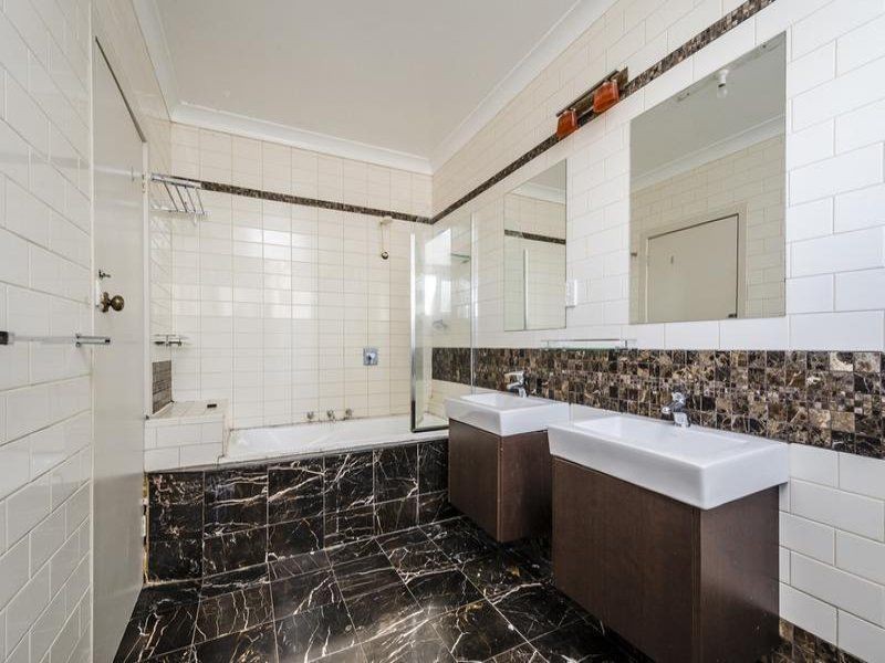 10 Belvedere Close, Maribyrnong VIC 3032