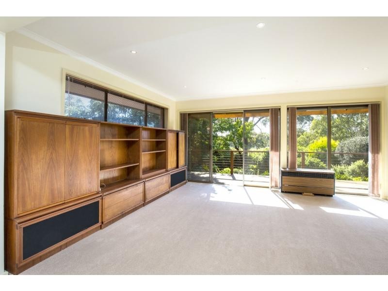 14 Glenside Street, Avondale Heights VIC 3034