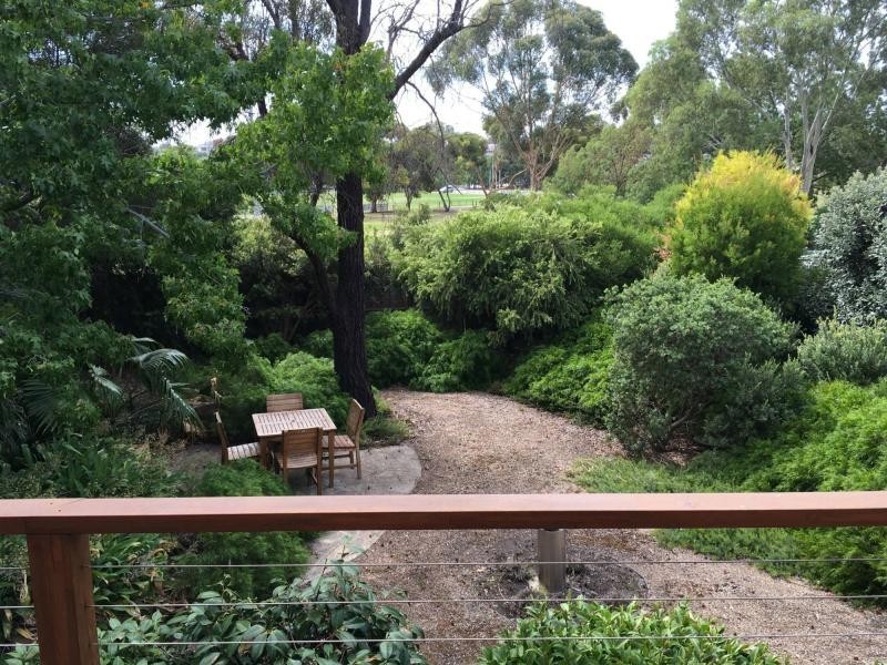 14 Glenside Street, Avondale Heights VIC 3034