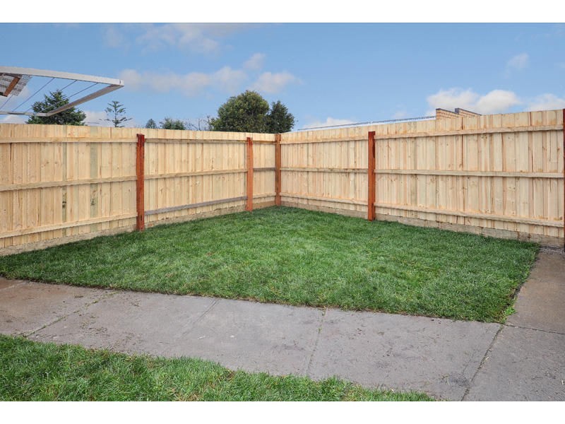 69 Moore Road, Airport West VIC 3042
