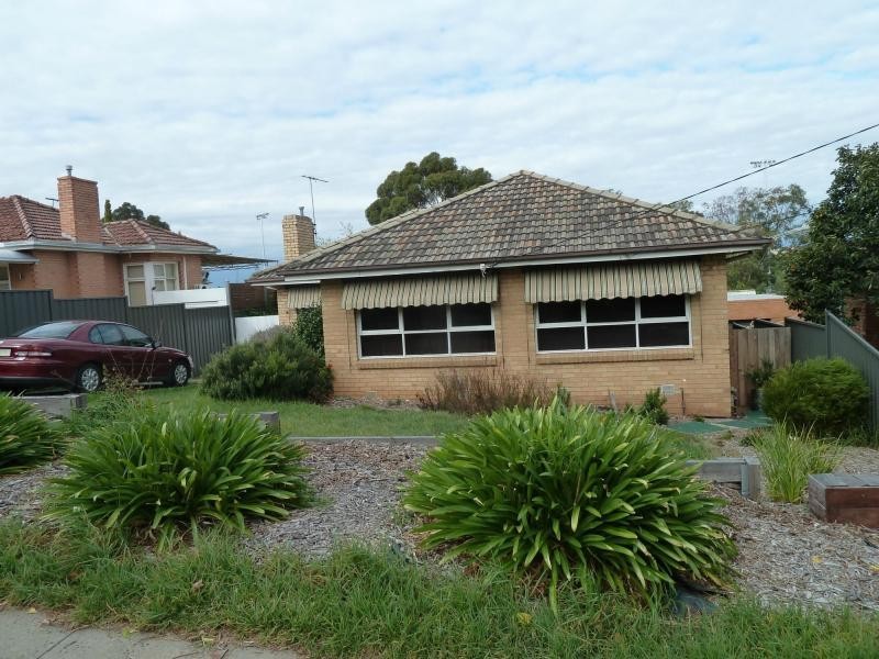 22 Glenside Street, Avondale Heights VIC 3034