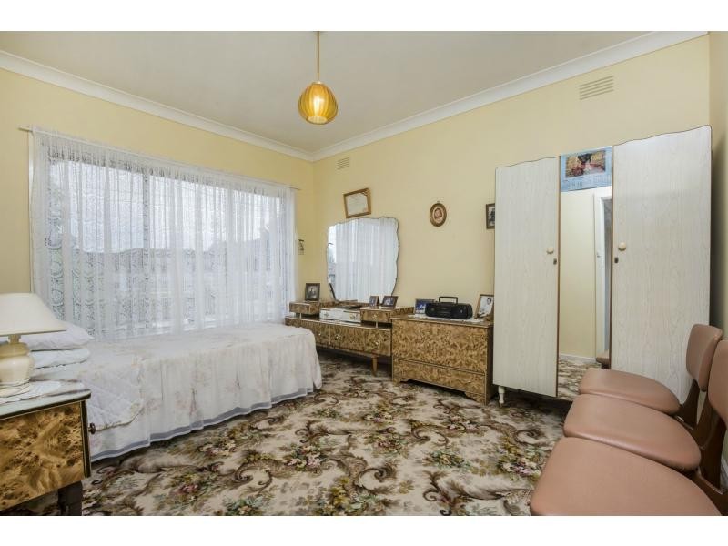 13 Monmouth Street, Avondale Heights VIC 3034