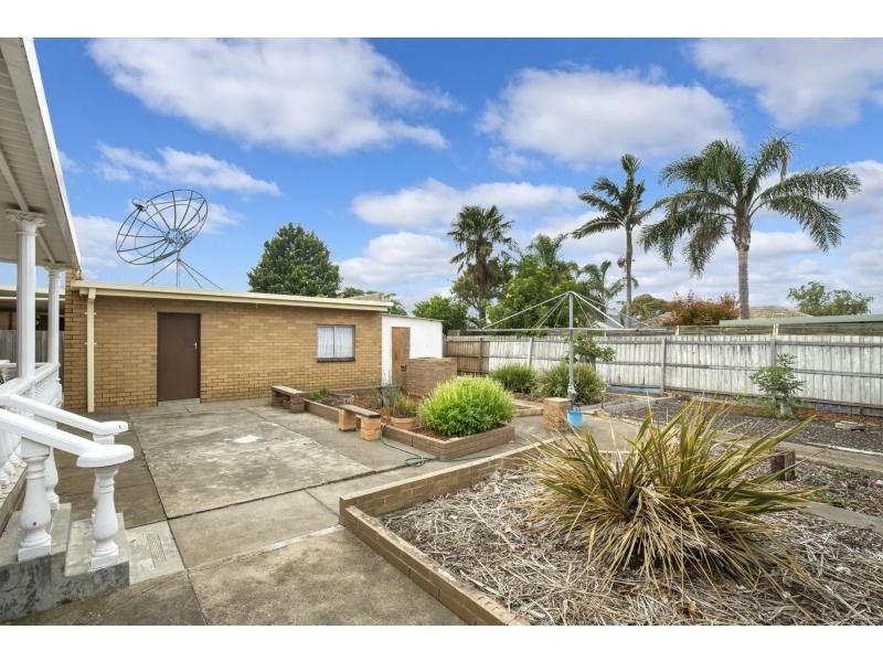 13 Monmouth Street, Avondale Heights VIC 3034