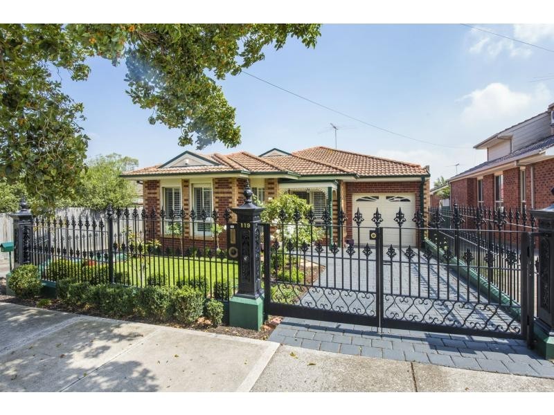 1/119 Ogilvie Street, Essendon VIC 3040