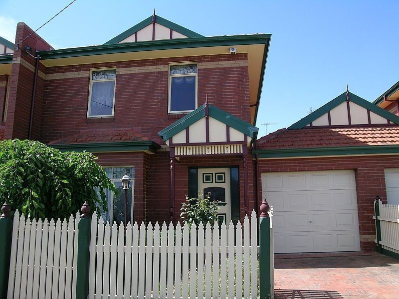 20A Charmaine Avenue, Avondale Heights VIC 3034