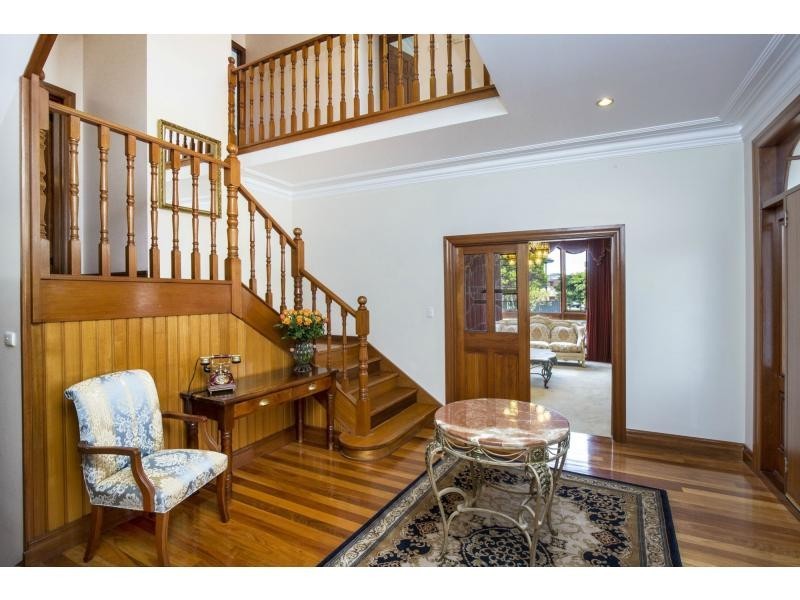 14 Lovett Drive, Avondale Heights VIC 3034