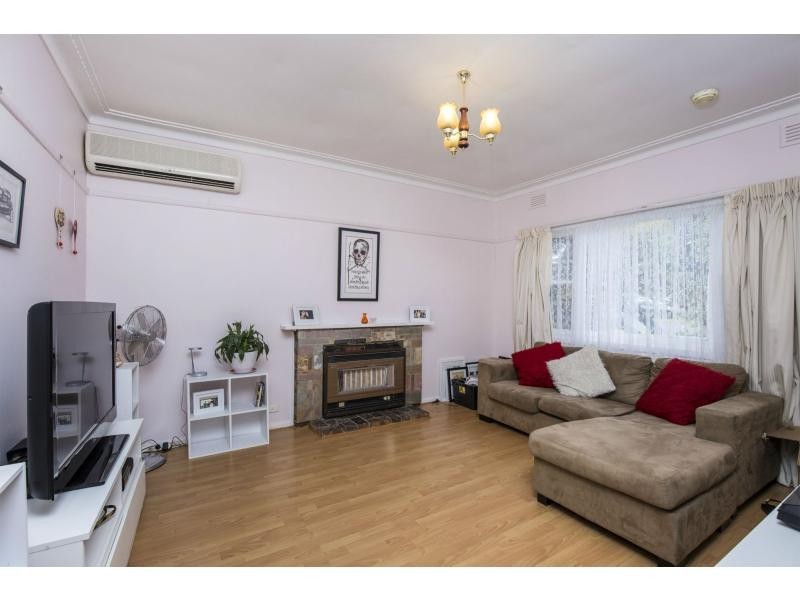 1 Herbert Street, Avondale Heights VIC 3034