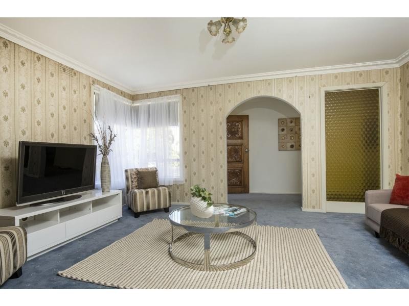 16 Vista Drive, Keilor East VIC 3033