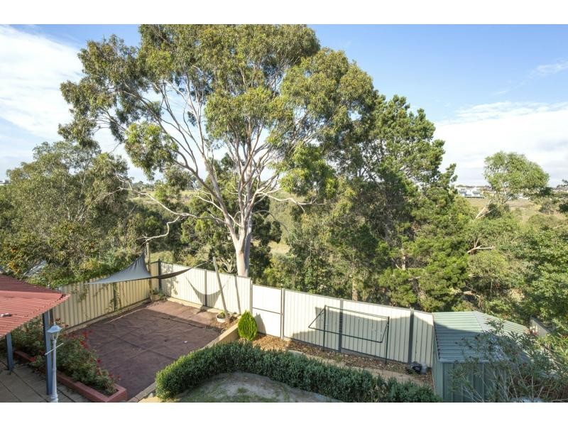31 Barbara Crescent, Avondale Heights VIC 3034