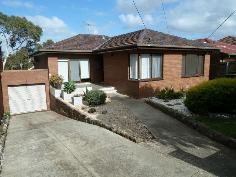 41 Barbara Crescent, Avondale Heights VIC 3034