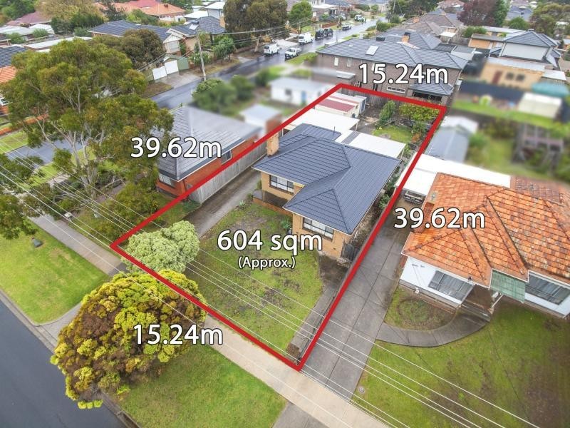 34 Brown Street, Avondale Heights VIC 3034
