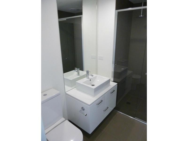 202/1046 Mt Alexander Road, Essendon VIC 3040