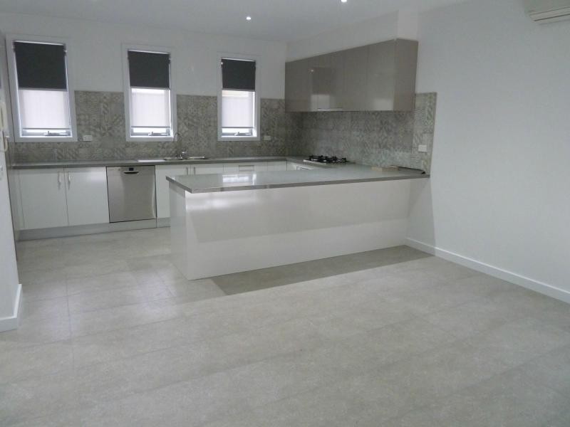 2/16 Prince Street, Essendon North VIC 3041