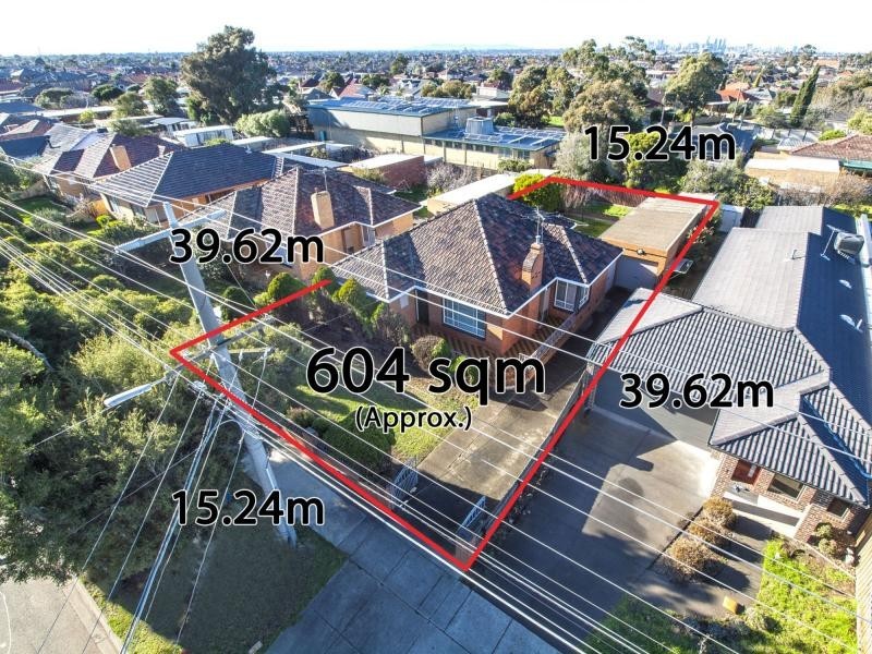 57 North Road, Avondale Heights VIC 3034