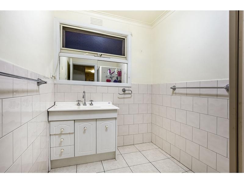 63 Doyle Street, Avondale Heights VIC 3034