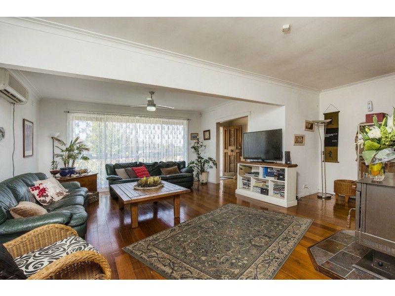 5 Macey Avenue, Avondale Heights VIC 3034