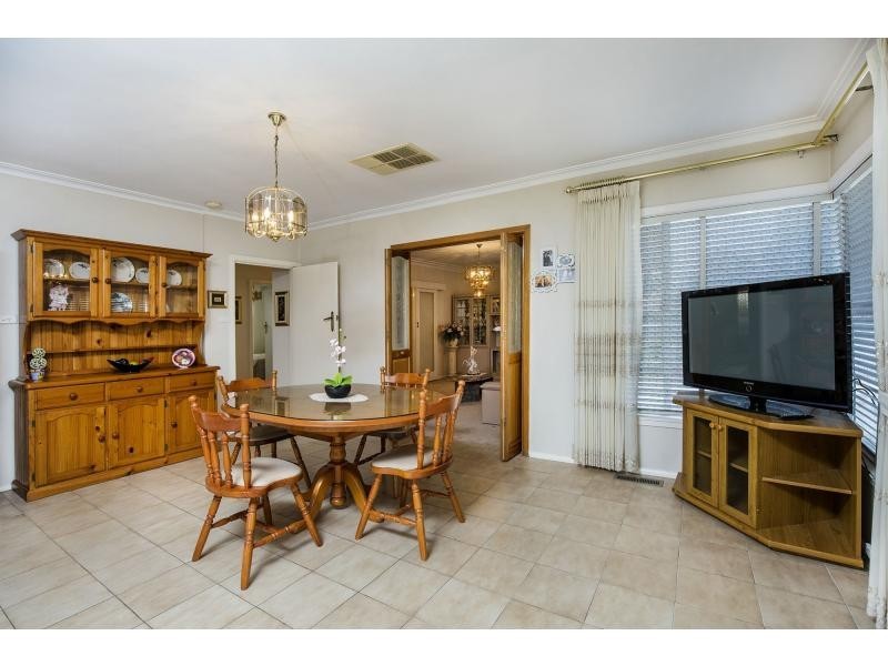 185 Military Road, Avondale Heights VIC 3034