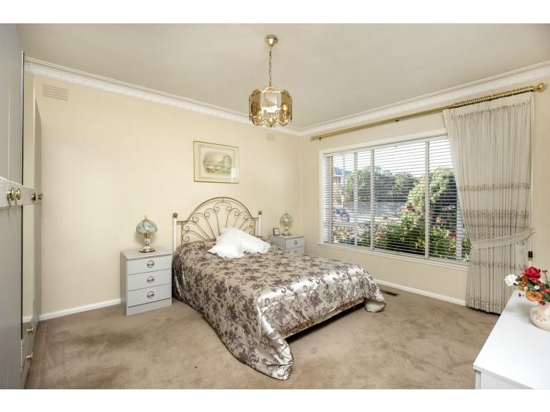 185 Military Road, Avondale Heights VIC 3034