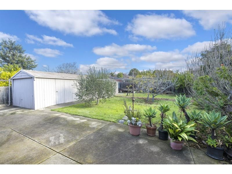 185 Military Road, Avondale Heights VIC 3034