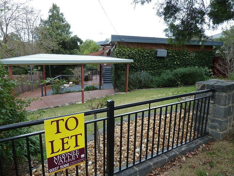 35 Hillside Grove, Airport West VIC 3042