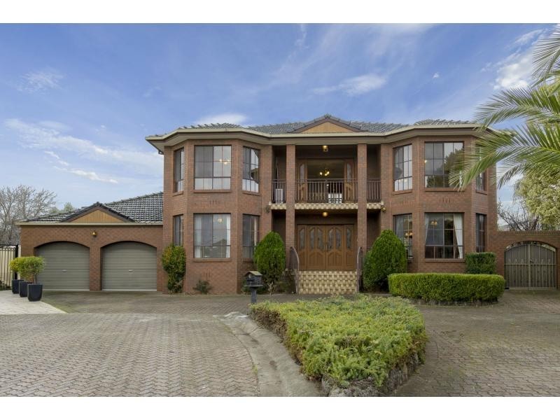 7 Landau Place, Avondale Heights VIC 3034