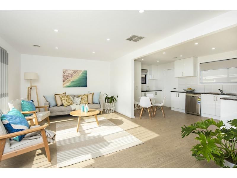 9 Arcade Way, Avondale Heights VIC 3034