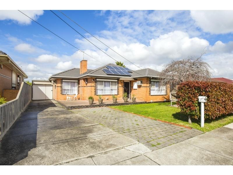 7 Monmouth Street, Avondale Heights VIC 3034