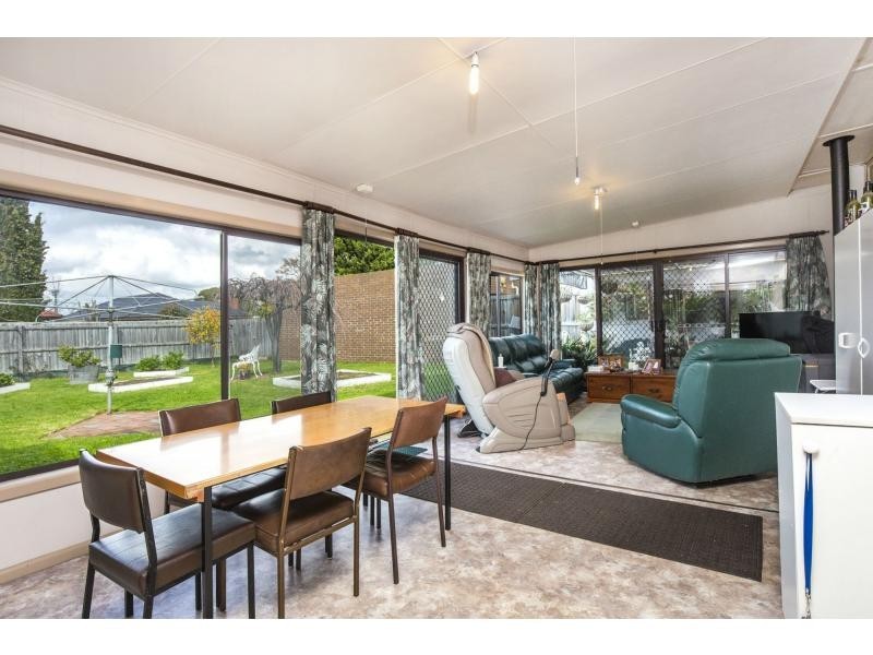 7 Monmouth Street, Avondale Heights VIC 3034