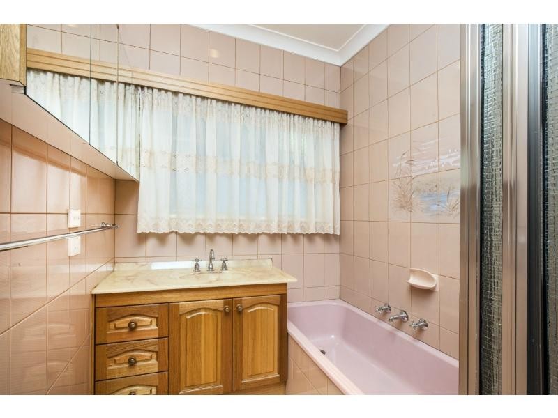 57 North Road, Avondale Heights VIC 3034