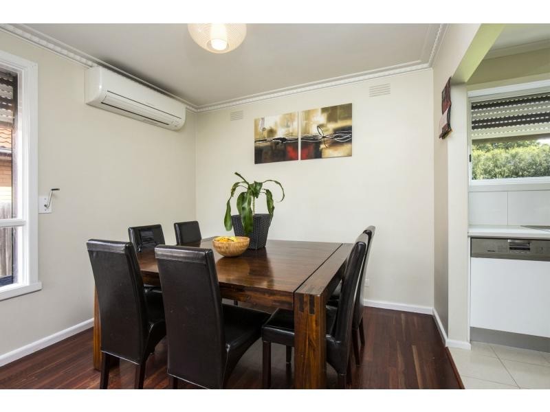 103 Military Road, Avondale Heights VIC 3034