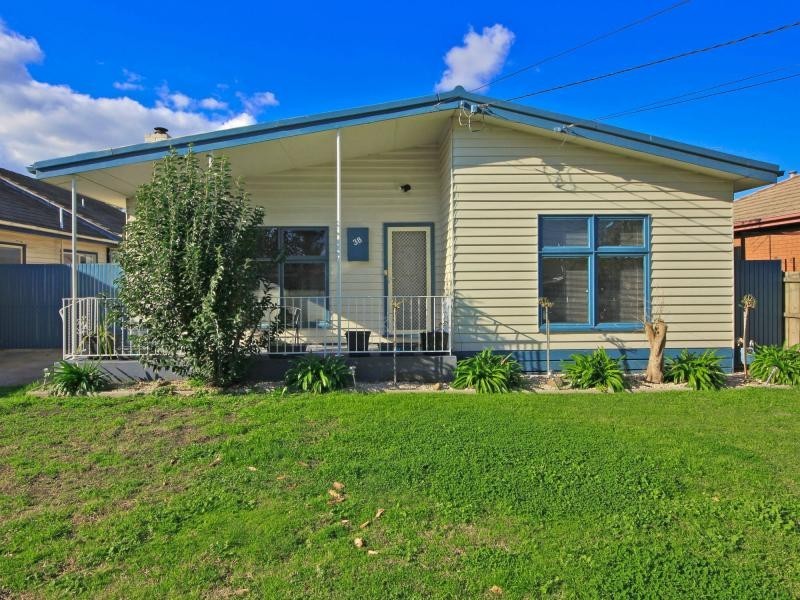 38 Hanley Street, Avondale Heights VIC 3034