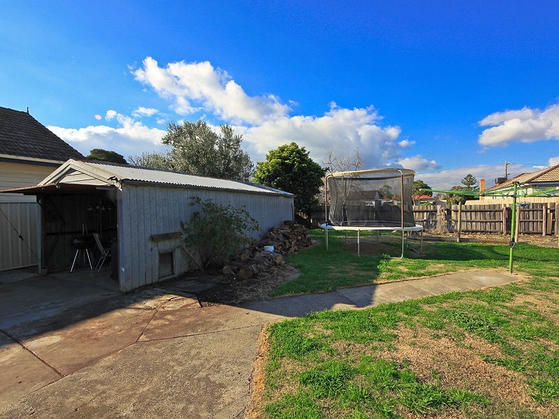 38 Hanley Street, Avondale Heights VIC 3034