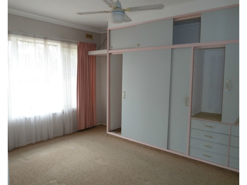 79 North Road, Avondale Heights VIC 3034