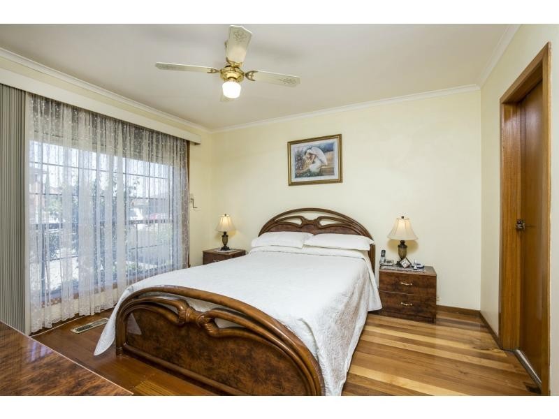 292 Milleara Road, Avondale Heights VIC 3034