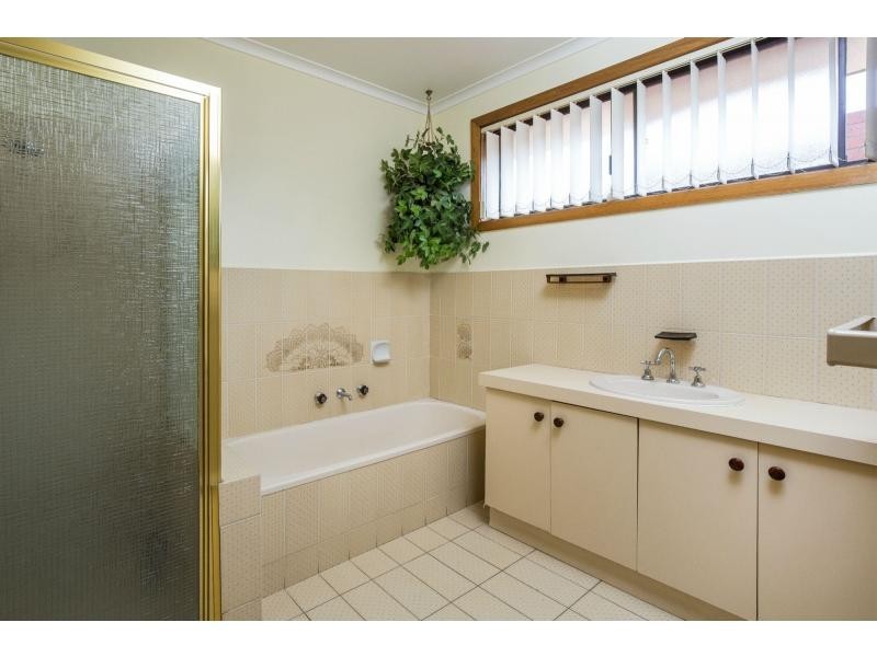 292 Milleara Road, Avondale Heights VIC 3034