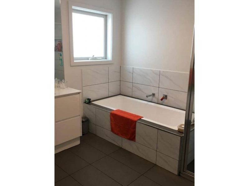 13 Langham Street, Avondale Heights VIC 3034