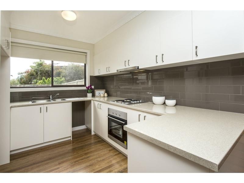 6/4 Carmyle Court, Avondale Heights VIC 3034