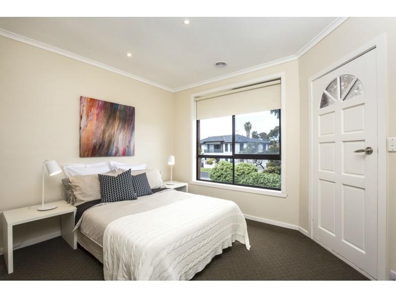 6/4 Carmyle Court, Avondale Heights VIC 3034
