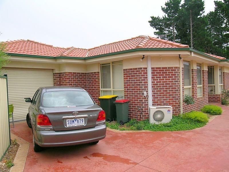 Unit 2/32 Robson Avenue, Avondale Heights VIC 3034