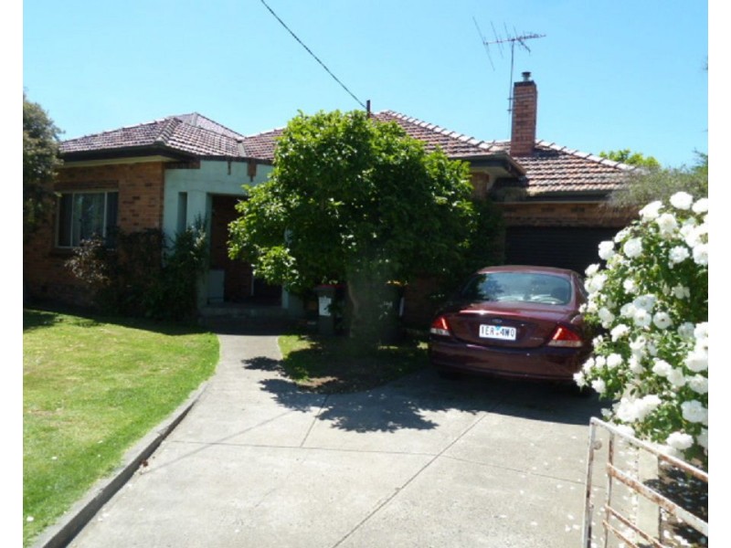 2 Dudley Street, Essendon North VIC 3041