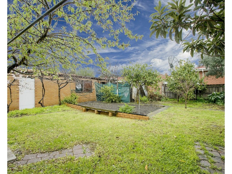 97 Military Road, Avondale Heights VIC 3034