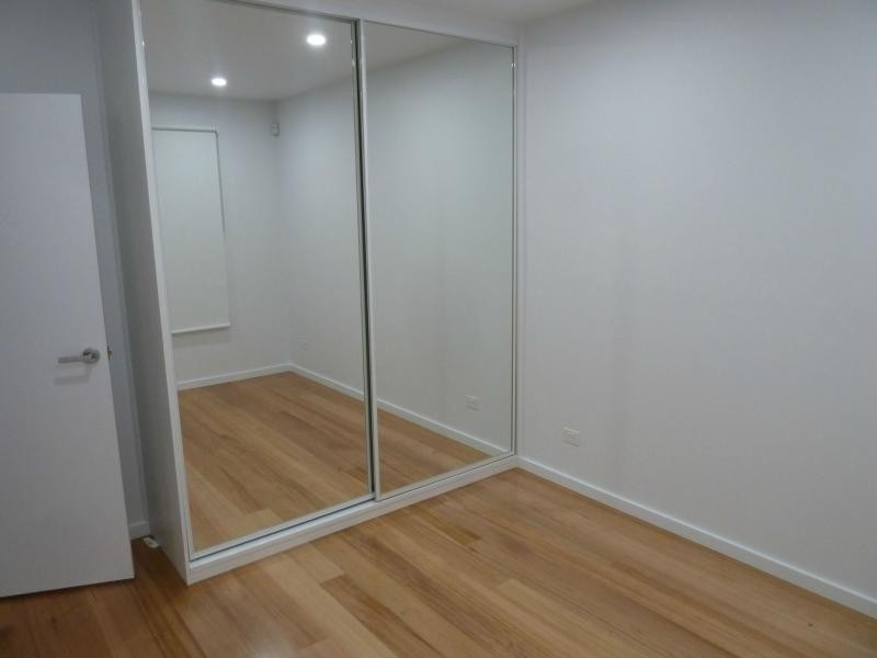35 Lake, Avondale Heights VIC 3034