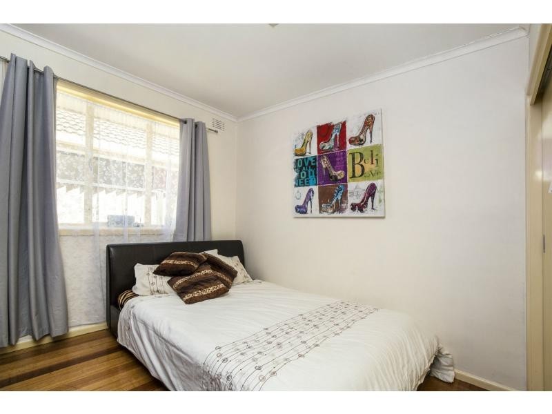 93 Military Road, Avondale Heights VIC 3034
