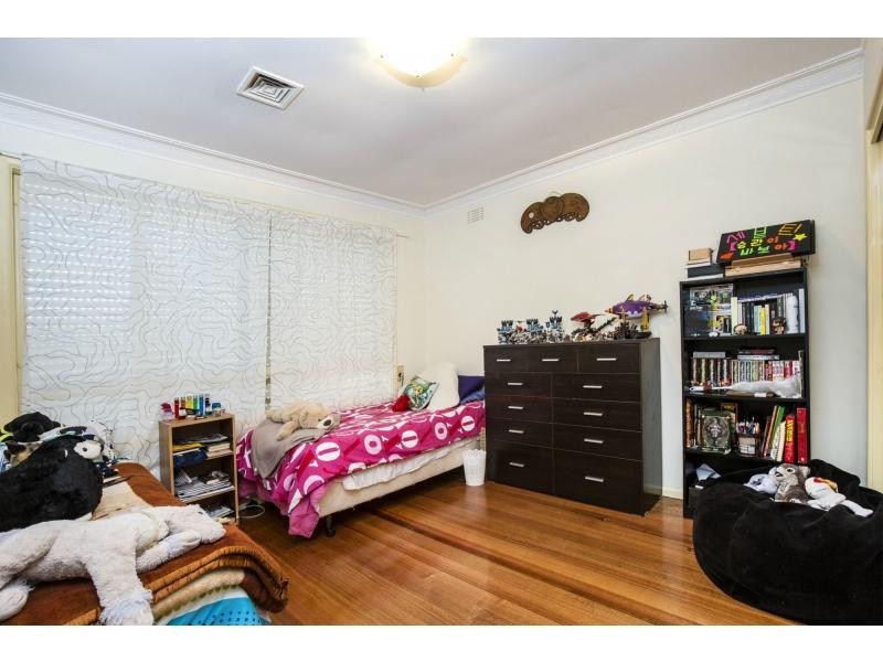93 Military Road, Avondale Heights VIC 3034