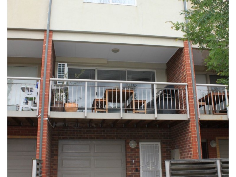 48 Village Way, Maribyrnong VIC 3032