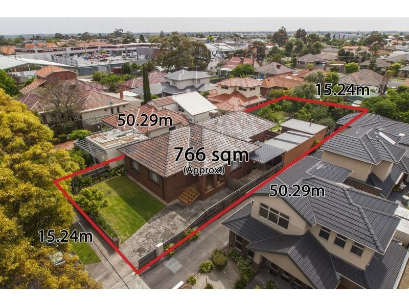 11 O’Shannassy Street, Essendon North VIC 3041