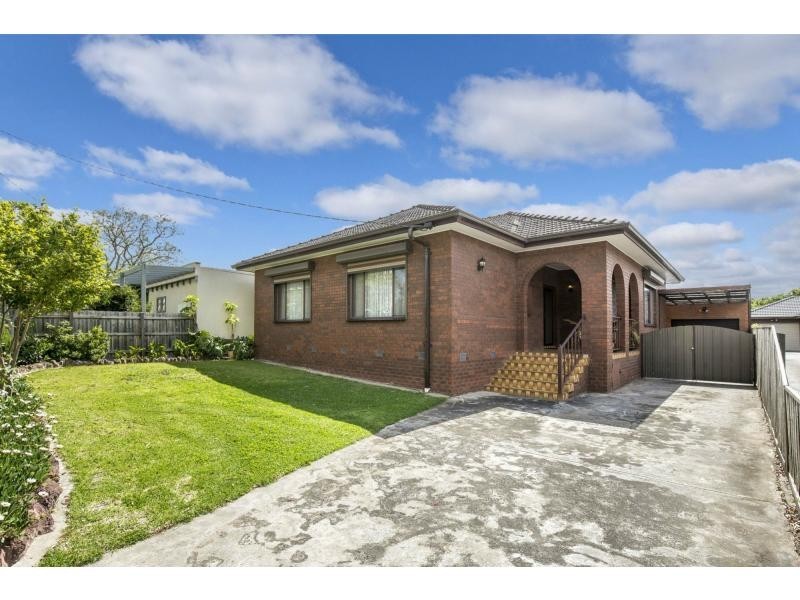 11 O’Shannassy Street, Essendon North VIC 3041