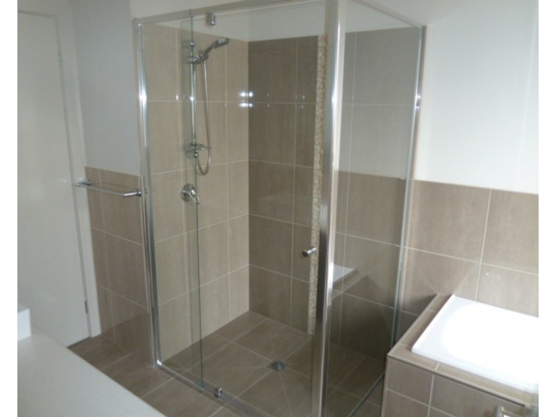 3/15 Cresswold Avenue, Avondale Heights VIC 3034