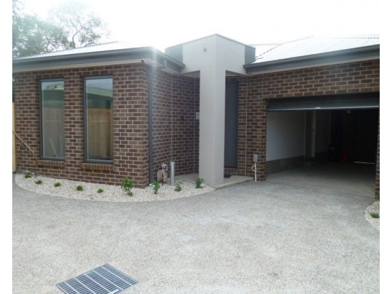 3/15 Cresswold Avenue, Avondale Heights VIC 3034