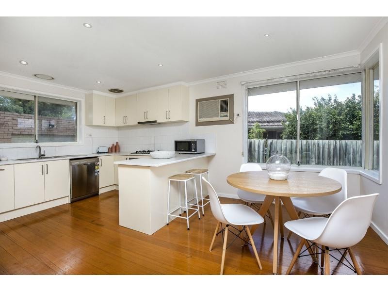 122 Prospect Drive, Keilor East VIC 3033